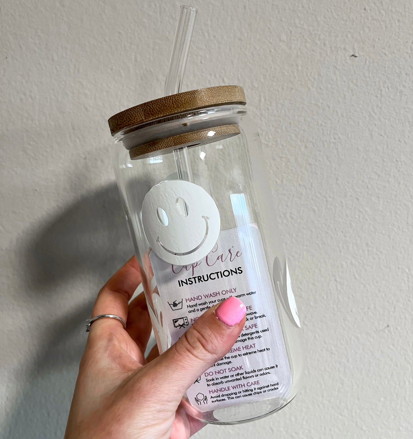 16oz Smiley Face Glass Cup